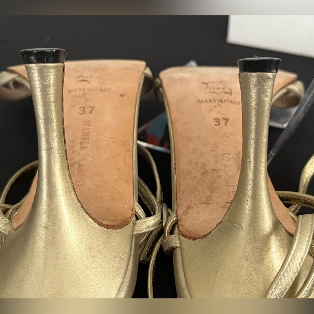 Manolo Blahnik gold metallic ankle strap heels (37) 6.5 - 7 - Picture 12 of 13